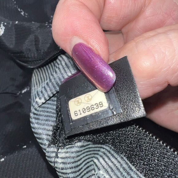 Chanel Black and White Nylon Old Style Travel Line Pouch - Picture 6 of 14